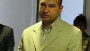 От днес на БФБ-София стартира търговията с акциите на пет нови дружества