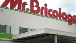 Фонд за недвижими имоти България е удължил договори с Доверие-Брико