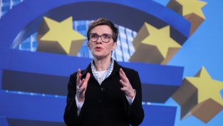 Председателят на Надзорния съвет на ЕЦБ се обяви против разхлабването на банковите регулации в Европа