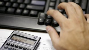 Еврохолд България за първи път отчита над 1 млрд. лв. консолидирани оперативни приходи