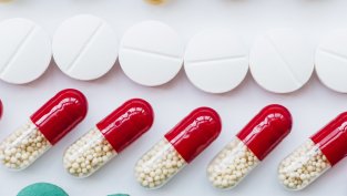 Фармацевтичната индустрия иска преработка на промените срещу недостига на лекарства