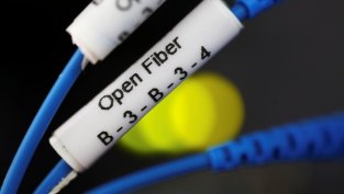 Печалбата на "ЕМКА" АД намалява с 42% през второто тримесечие до 667 хил. лв.