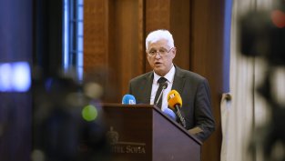 Министерство на отбраната не предвижда нови операции за атакуваните кораби в Черно море