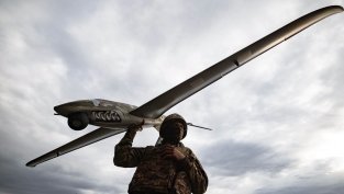 Русия не може да спре дроновете по важни обекти в тила, ракета удари кампус в Киев