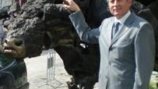 Палавеев: Очакваме 18 млн. лв. продажби на Унифарм и 1,5 млн. лв. печалба