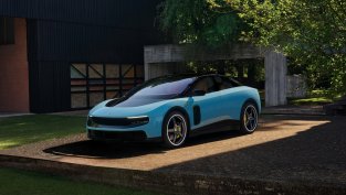 Шефът на Ferrari: Първият ни електромобил трупа популярност въпреки критиките