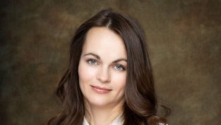 К. Петрова: Гледаме с оптимизъм към предстоящия туристически сезон