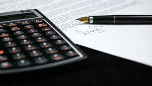 "Ейч Ар Кепитъл" инвестира 150 хил. долара в компания за изкуствен интелект