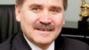 И. Златинов: Черните и цветни метали категорично се оттласнаха от дъното