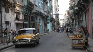 Петролът в Куба свърши. Ще оцелее ли режимът?