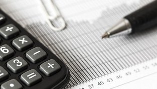 Монбат отчита ръст на приходите от продажби, но спад на печалбата през 2016 г.