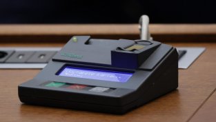 Парламентът прие на първо четене бюджета на ДОО