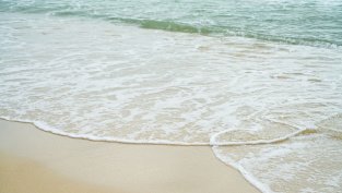 "Златни пясъци" тегли 5,5 млн. евро кредит за ремонта на хотел "Адмирал"