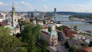 Китайските ракети и роботи намират топъл прием в Сърбия