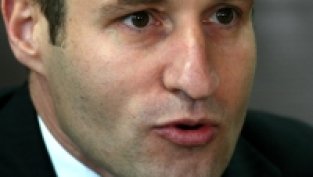 Хр. Лачев: Ако Булгартабак остане държавен, трябва да има концентрация