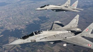 Полша е готова да даде изтребители МиГ-29 на Украйна в замяна на технологии за дронове