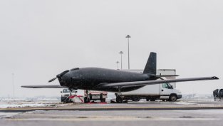 „Дронамикс“ ще си партнира с Cotesa за производството на товарния дрон „Черен лебед“