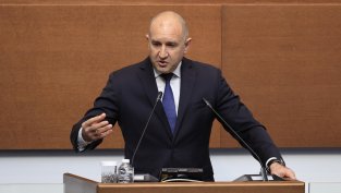 Румен Радев: Работи се по централен електронен регистър за цените на храните