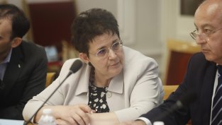 Людмила Петкова: Данък свръхпечалба не е наказание, а икономическа солидарност