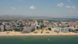 Загубата на Слънчев бряг АД нараства повече от два пъти през първото тримесечие