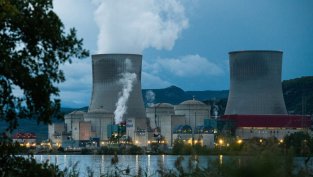 Румъния се опитва да доведе водите на Дунав до ядрените си реактори