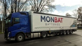 "Монбат" изпрати силен септември