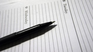 Промени в акционерния състав на София Комерс - Заложни къщи