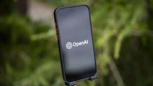 Ценовата война в изкуствения интелект вече е факт и поставя OpenAI и Anthropic под натиск