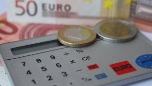 "Златен лев холдинг" предлага 0,08 лв. дивидент на акция