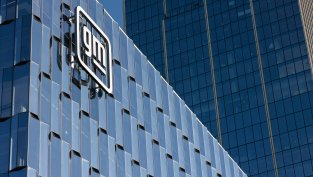 General Motors рискува да пропусне ползите от силното търсене на хибриди