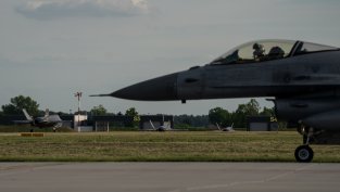 САЩ доставиха на Полша първите три самолета F-35 от общата поръчка за 32 машини