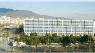 „Синергон холдинг“ повиши 3,6 пъти търговата цена за „Светлина“