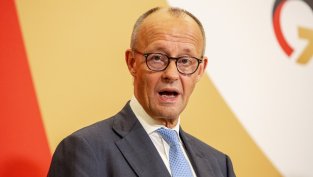 Mерц предлага по-тесни връзки между Европа и Азия като защита от Китай