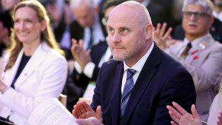 Премиерът на Латвия постигна убедителна победа на парламентарните избори