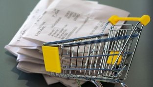 КЗК разреши придобиването на 50% от акциите на супермаркети CBA