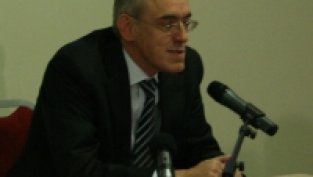 Донев: Чуждите инвеститори продават у нас, за да решат проблеми другаде