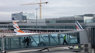 Pegasus купува най-големия чешки авиопревозвач Smartwings