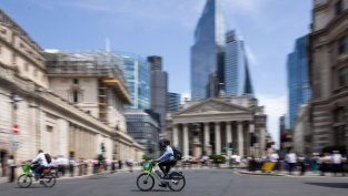 Brexit направи Великобритания по-бедна