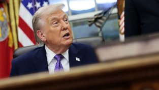 Кевин или Кевин: кой ще оглави Фед през 2026 г.?