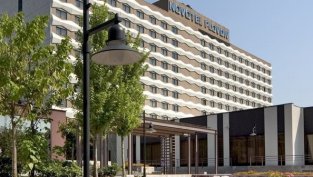 Капитализацията на Синергон - двойно под сделката за Гранд хотел Пловдив