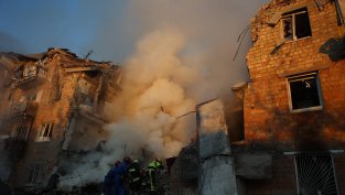 Русия сви целите в Киев след китайски критики, ракети атакуват щаба на ВВС в Крим