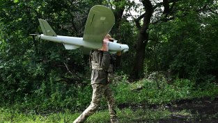 Украинските дронове подпалиха пристанището в Уст-Луга, Латвия съобщи за свален дрон