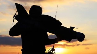 Масирана атака с дронове в Русия, BlackRock ще участва във възстановяването на Украйна