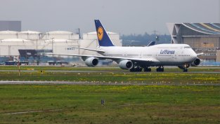 Кризата с авиационното гориво заплашва полетите през лятото