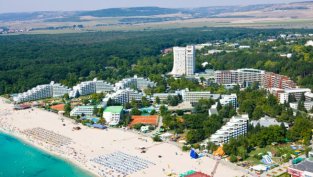 Печалбата на "Албена" расте с 23%, но остава двойно по-ниска от 2013 и 2012 г.
