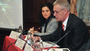 Корадо-България АД атакува борсата, за да финансира инвестициите си