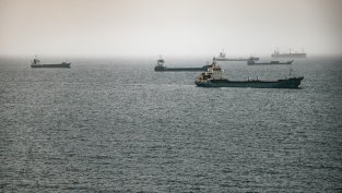 Русия спря износа на петрол през Новоросийск и го насочва към Балтийско море