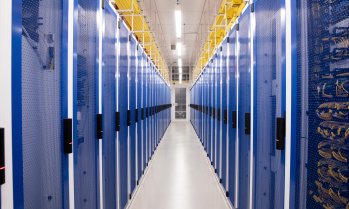 Oracle оглавява вълната от наеми на центрове за данни на стойност 500 млрд. долара