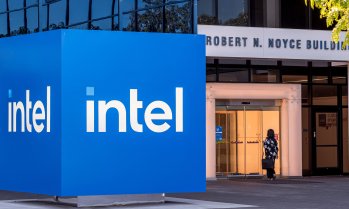 Ограниченията в доставките на чипове удариха акциите на Intel след края на борсата