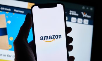 Amazon обяви нов робот за складовете си и инвестиция от 10 млрд. евро в Европа
